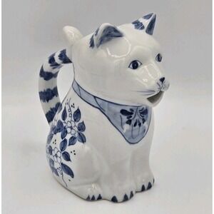 Vintage Cat Ceramic Creamer Blue And White Floral Made‎ In Thailand Collectible